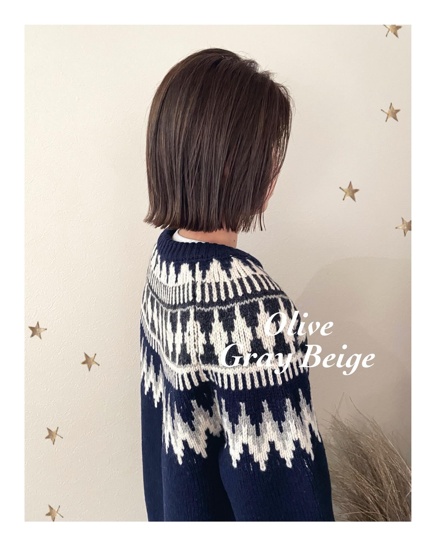 オリーブみのあるグレージュ＋切りっぱなし（ボブ・ミディアム・ロング・カラー・ヘアアレンジ）