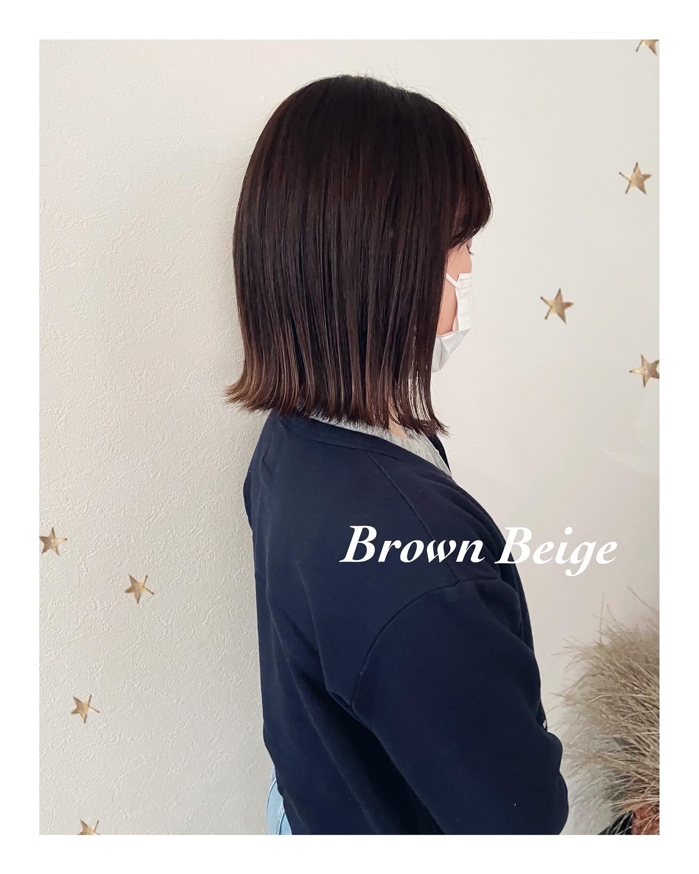 表面の毛先のみブリーチ（ボブ・ミディアム・ロング・カラー・ヘアアレンジ）