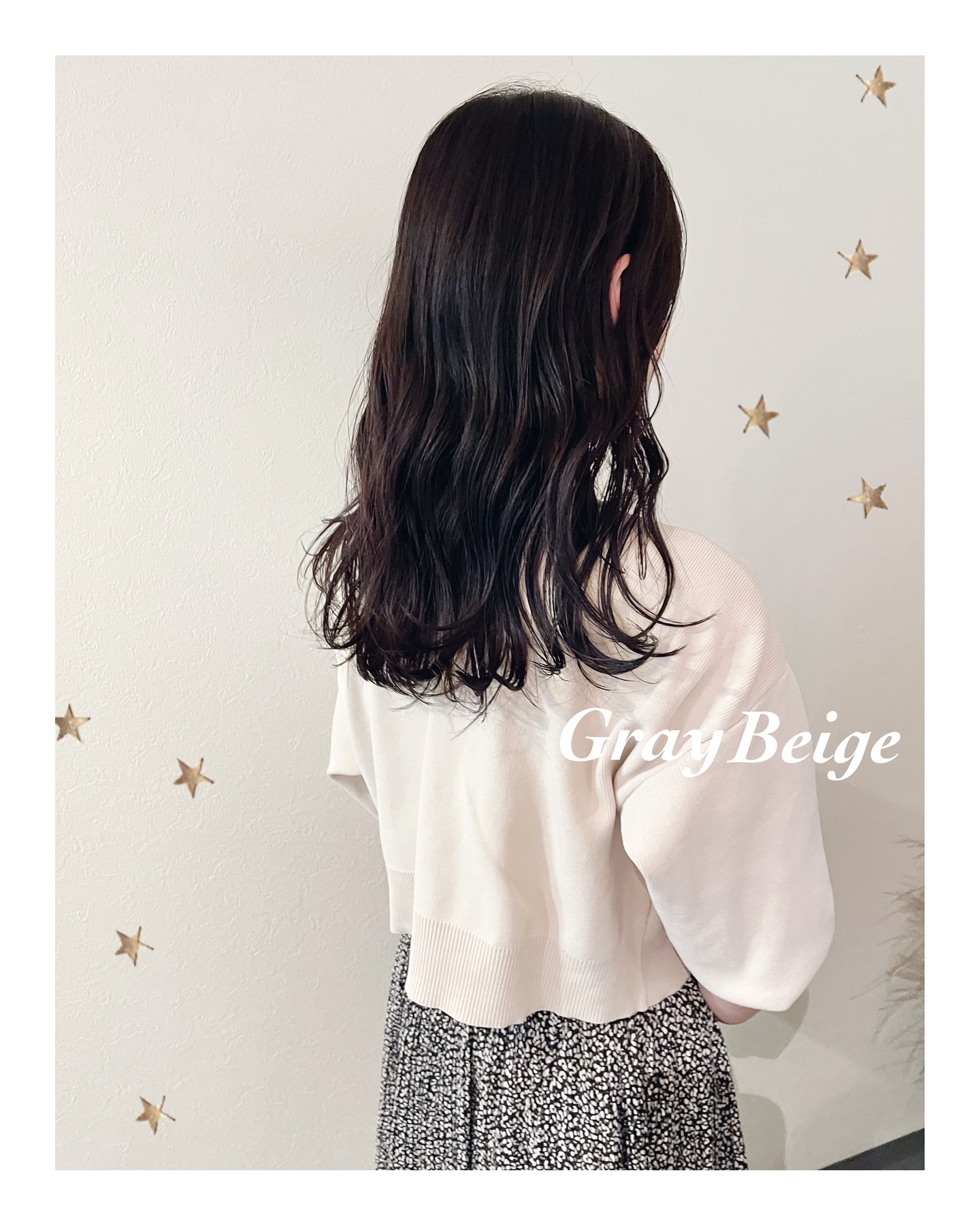 暗めグレージュ（ボブ・ミディアム・ロング・カラー・ヘアアレンジ）