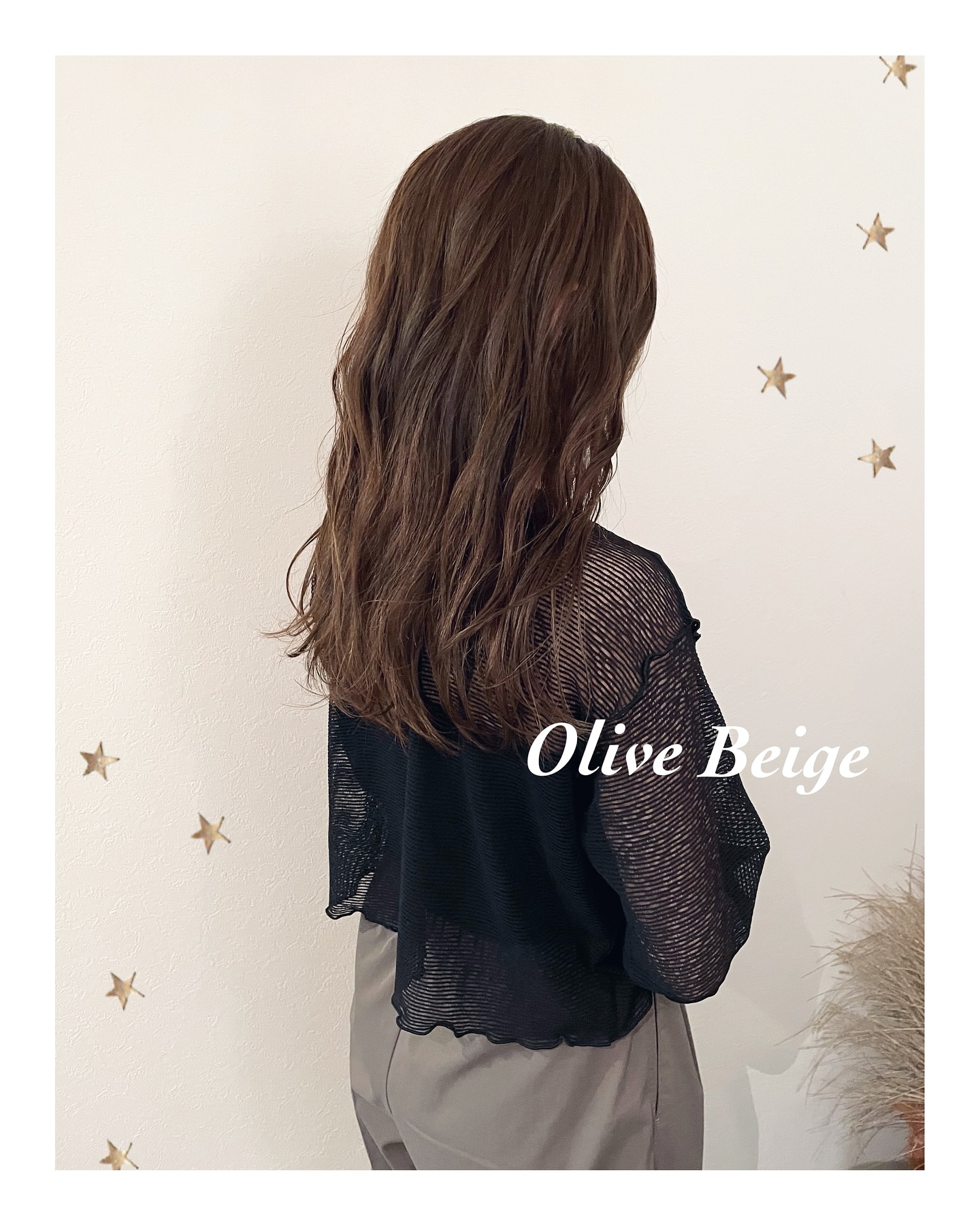 ロングヘアのオリーブベージュ（ボブ・ミディアム・ロング・カラー・ヘアアレンジ）